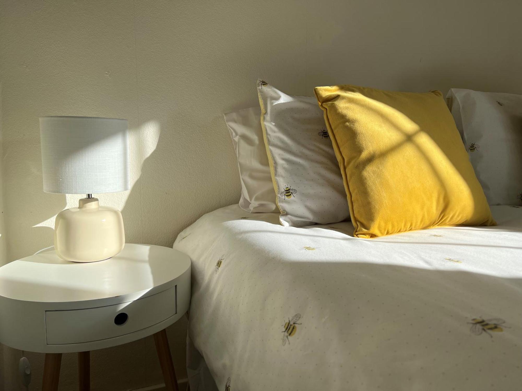 Bumblebee Cottage - Cosy Cottage In Area Of Outstanding Natural Beauty Hemel Hempstead Eksteriør bilde